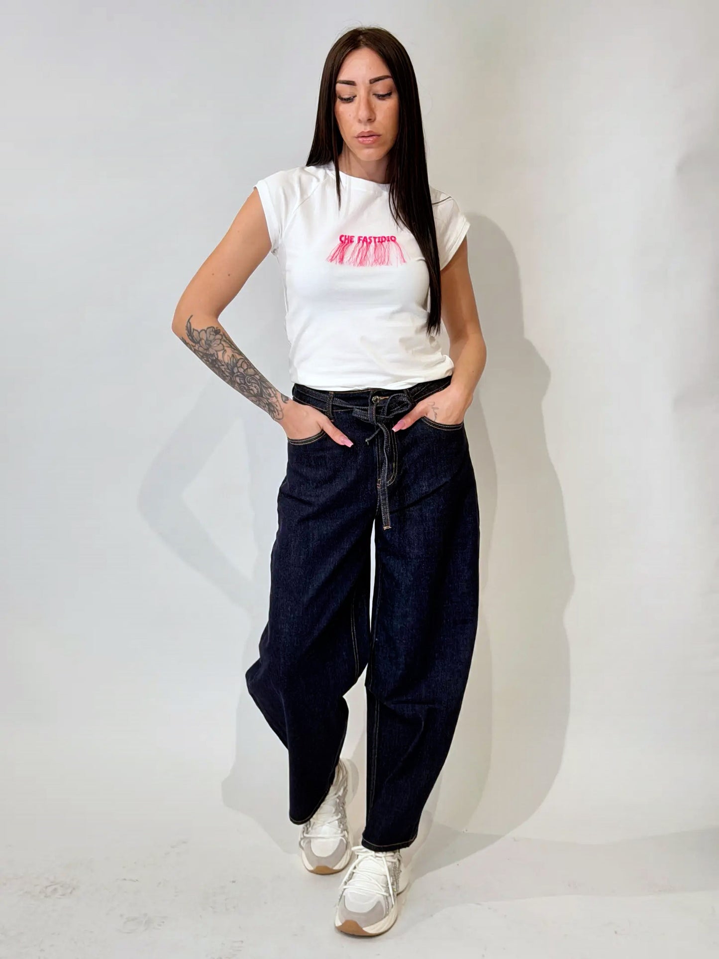 T-Shirt "Che Fastidio"By Lumina