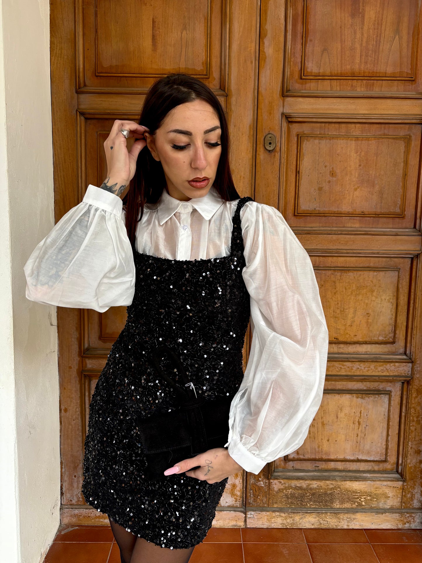 mini abito in paillettes