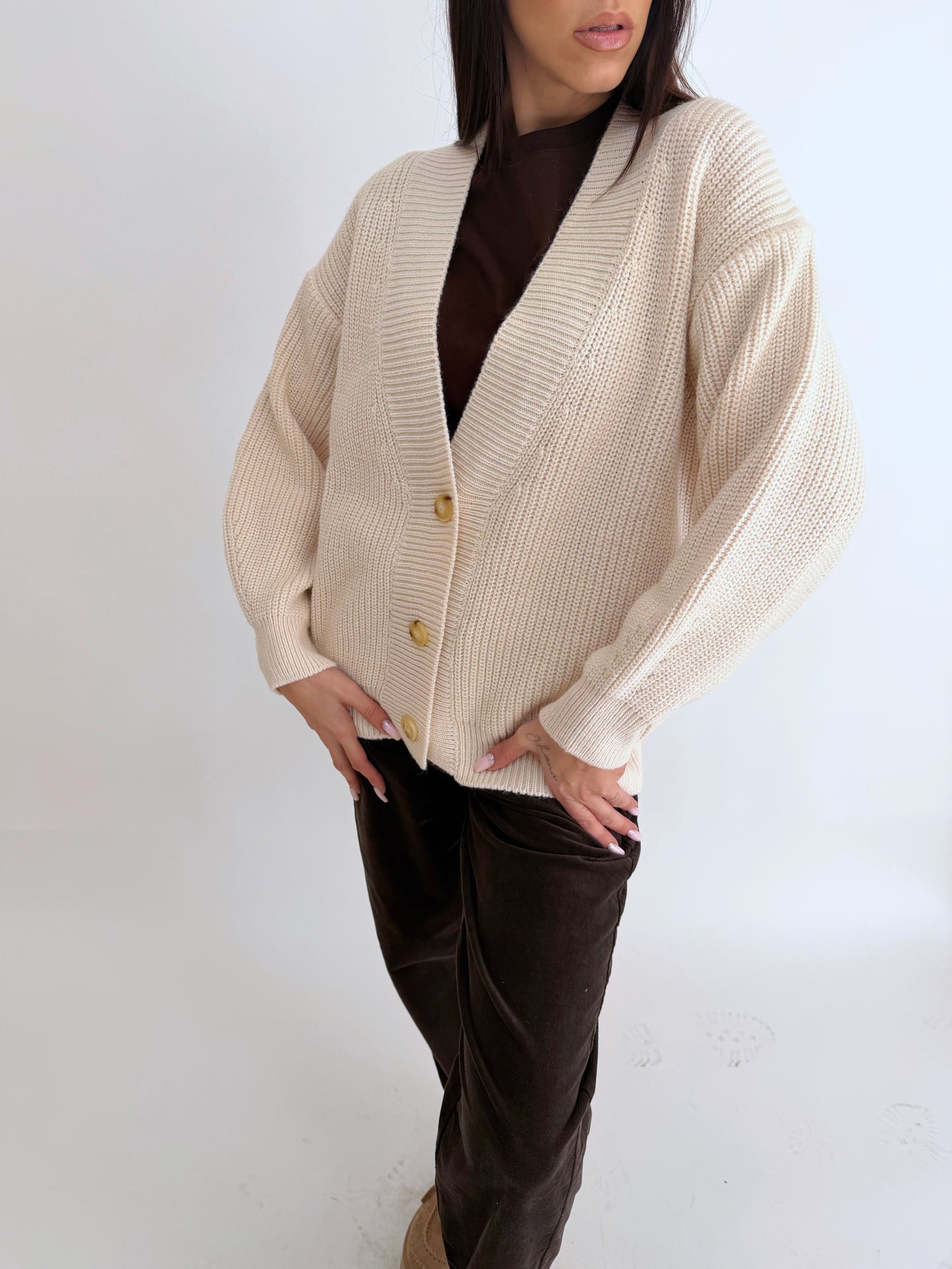 Cardigan Basic by Lumina