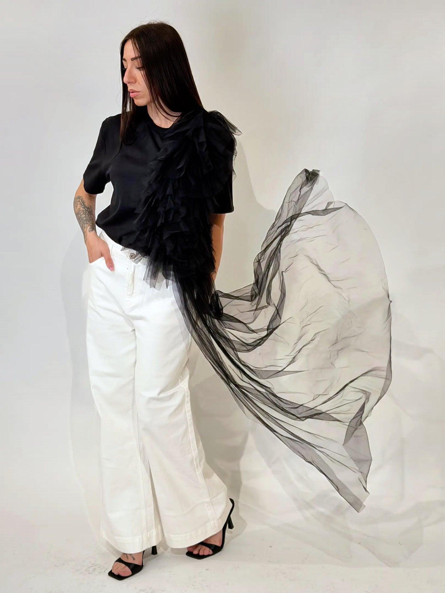 T-Shirt Tulle Black By Lumina